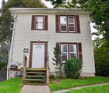 122 Conklin Ave