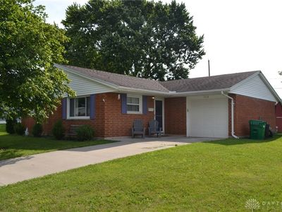 4548 Green Meadows Dr