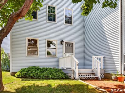10 Masons Island Road #8