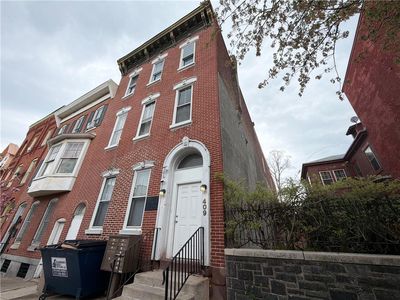 409 Walnut St