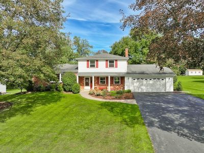 26 Bunker Hill Dr
