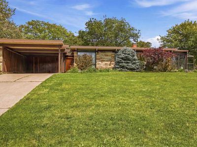 1160 Arrowhead Dr