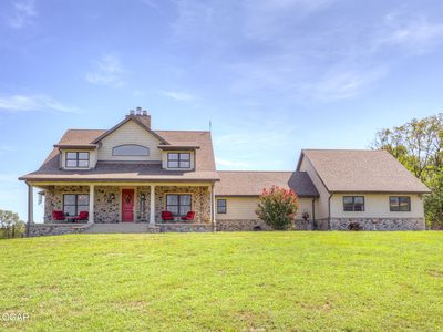 17777 Parrot Rd