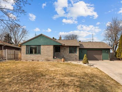 Property at 406 Elm St, Combined Locks, WI