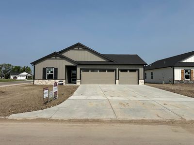 2225 S Monticello Dr