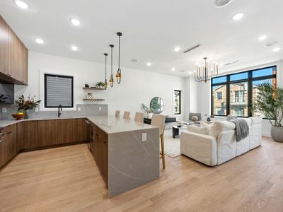 33 Graham St #1