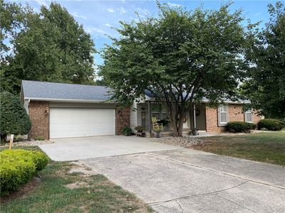 2237 Seneca Dr
