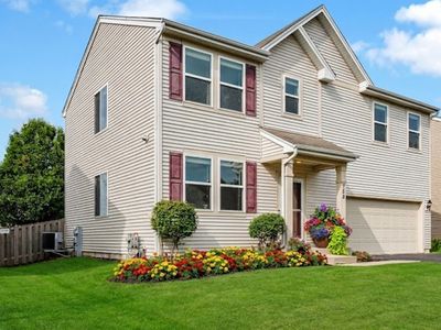 Property at 758 Dover St, Hampshire, IL