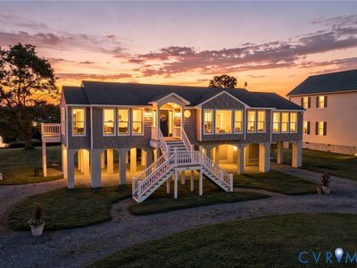 219 Riverside Dr