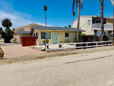 401 Tahiti St