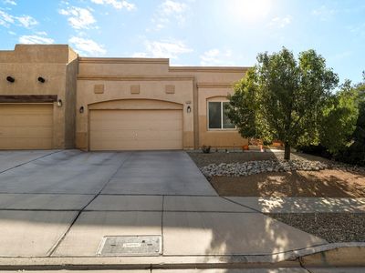 2246 Cortina Loop SE