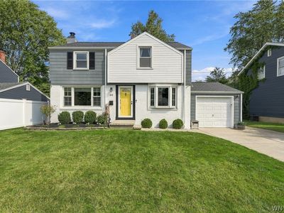 49 Bissell Dr