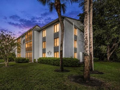 1308 PINE RIDGE CIRCLE E #H1