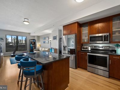 910 M St NW APT 1006