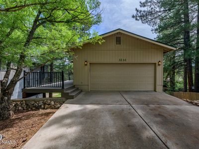 3232 S Mehrhoff Pl