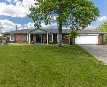 312 Parkwood Pl
