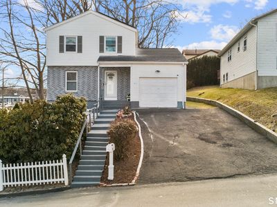 15 Kenneth Circle