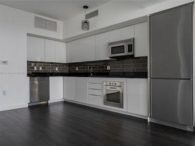 92 SW 3rd St APT 4509