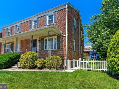 48 Lyndale Ave