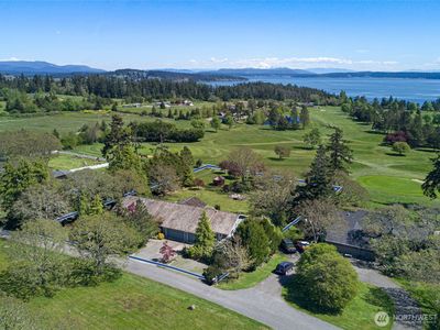 228 Garry Oak Lane