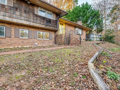 473 Woodend Dr SE