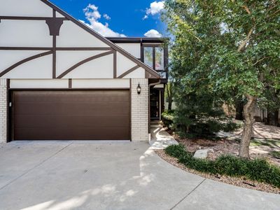 641 N Woodlawn Blvd APT 3