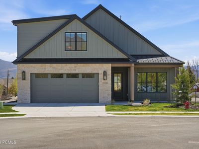 336 N Farmhouse Ln