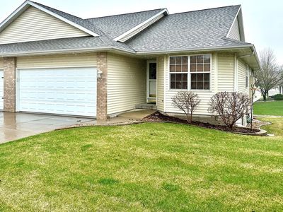 6720 Waterview Dr SW