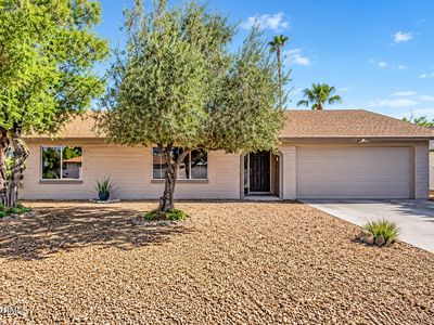 1243 W LOS LAGOS VISTA Avenue