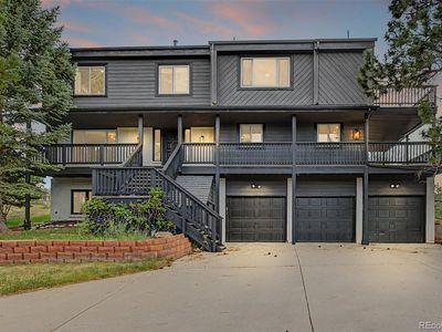 8286 Lightening View Drive