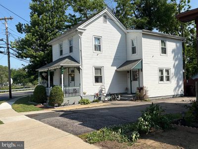 313 S Main St