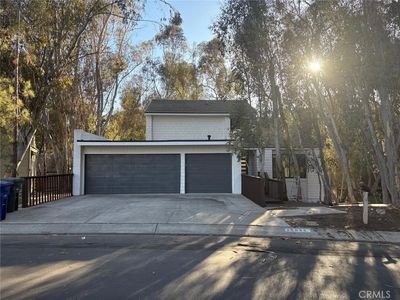 25031 Castlewood