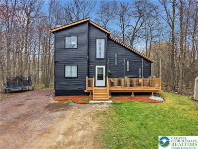 9196 Buttonwood Ct