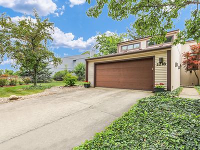 2218 Briar Hill Dr #2218