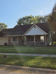 1006 S Carleton Ct