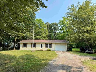 1365 E Burt Rd