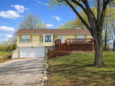 69 Lakeview Ln