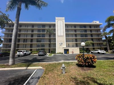 17 Royal Palm Way #504