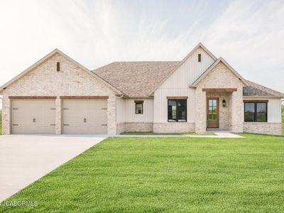 905 Hickory Ct