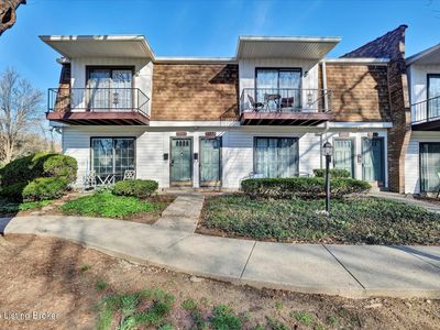 213 Fairfax Ave APT 2