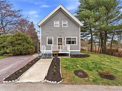 78 Eddy St