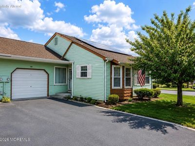 4 Hawthorne Street #64