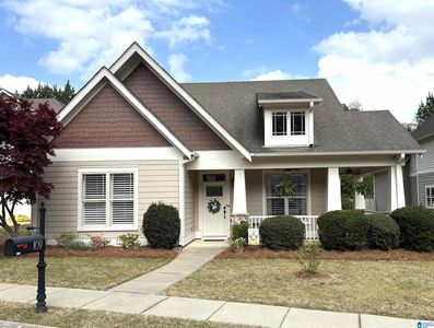 Property at 109 Chelsea Station Dr, Chelsea, AL