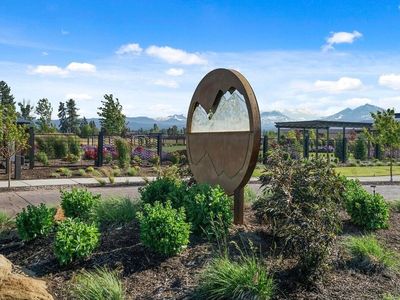 230 E Diamond Peak Ave #32