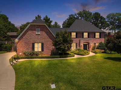 7637 Light Horse Ct