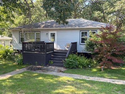1009 Riverlane Dr