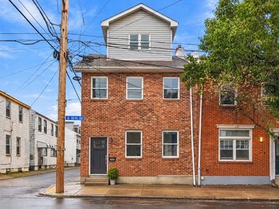 122 S 19th St