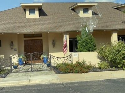 55 Troon Dr