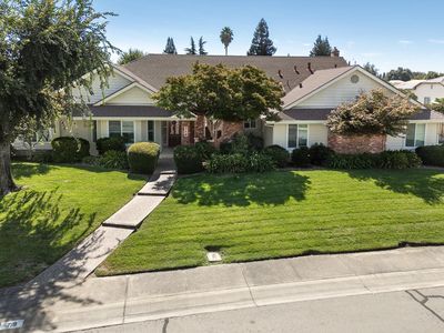 718 Mariner Loop