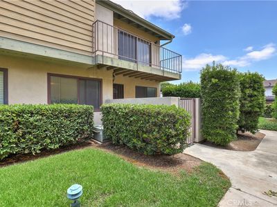 7068 Cerritos Ave #16